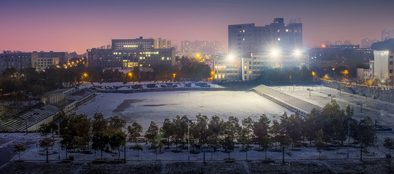 七里坪雪夜 李文彬摄.jpg